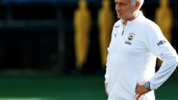 Mourinho’nun Trabzonspor kadrosu belli oldu! Dzeko sürprizi