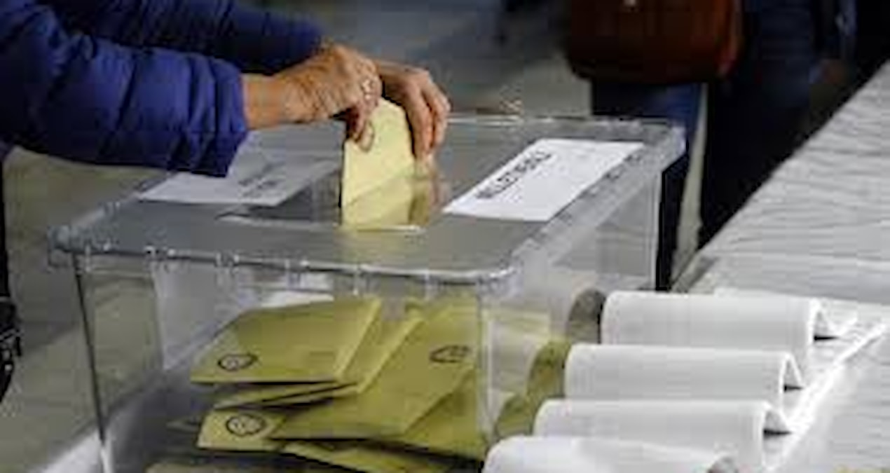 Son anketten çarpıcı sonuçlar: İki isim arasındaki fark açılıyor