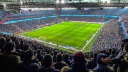 Trabzonspor-Fenerbahçe maçı için seyirci kararı!