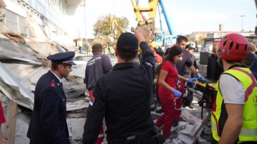 Tren istasyonunda facia: 13 kişi hayatını kaybetti