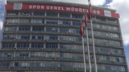 Universiteli gençler açken tarikatlara milyarlar akıyor