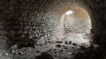 Nemrut Dağı’nda tarihi keşif: 750 yıllık han ve köprü bulundu
