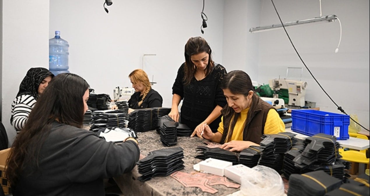 200 fabrika göç etti 300 bin kişi işsiz