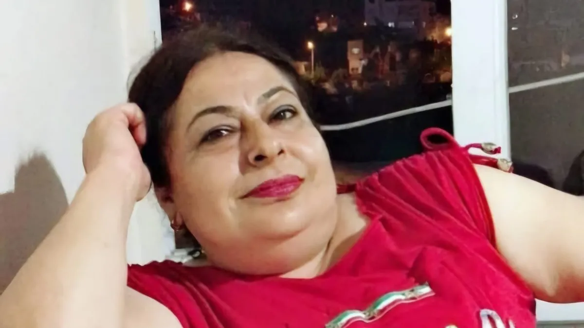 Adana’da ensesinden vurduğu kadının bileziklerini çaldı: Altınları bozdururken yakalandı!