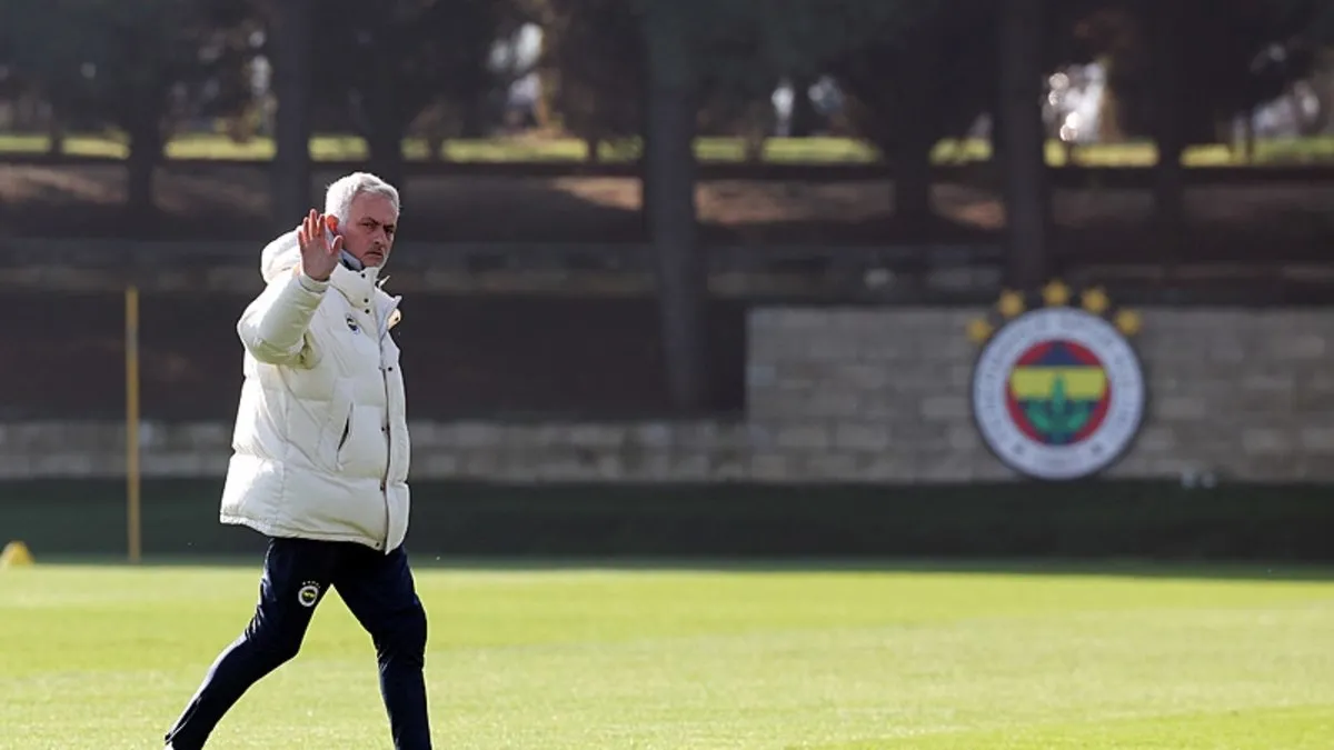 Fenerbahçe’nin, Adana Demirspor kafilesi belli oldu!