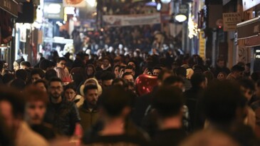 Türkiye yeni yıla ‘merhaba’ dedi