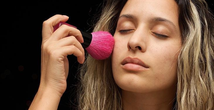 2 malzemeyle yapılan makyaj temizleme pamuğu! Tahriş etmiyor