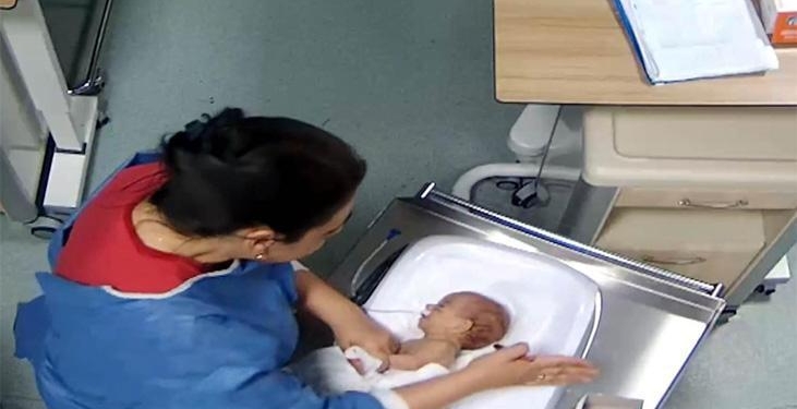 5 günlük bebeğe şiddet uygulayan hemşire hakkında karar!