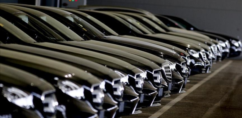 AB’de yeni otomobil satışları geçen yıl 10,8 milyonu geçti