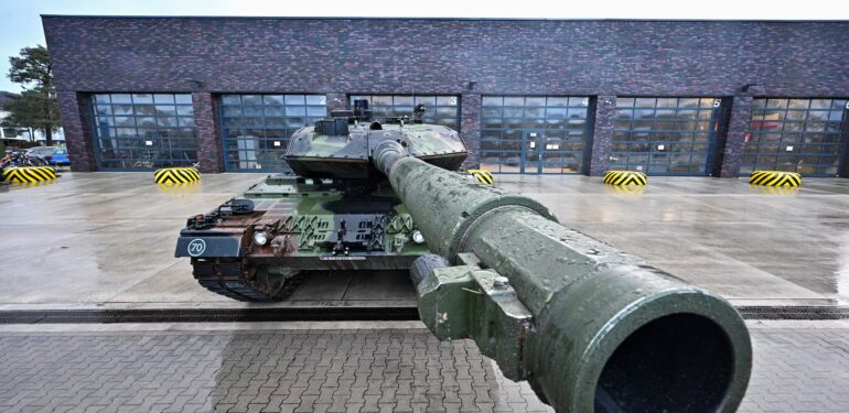 AB’den yeni tank ve roket sistemi hamlesi