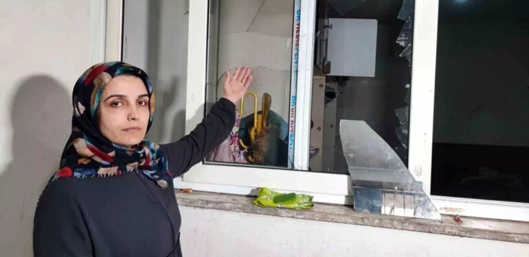 Adana’da 4 çocuk annesinin ‘Ölmek istemiyorum’ feryadı: Kocası eşyaları parçaladı