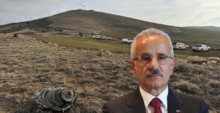 Ankara’da düşen uçak! Bakan Uraloğlu: Karakutu İngiltere’de incelenecek