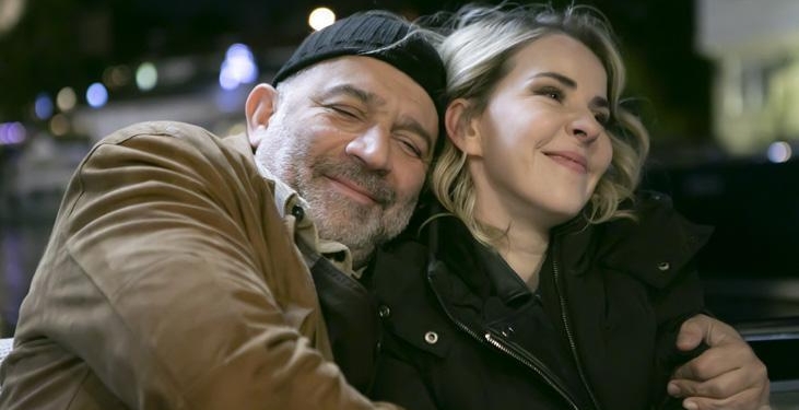 Arka Sokaklar’da mutlu aile tablosu