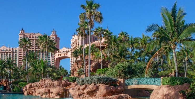 Bahamalar Hakkında Bilgiler; Bahamalar Bayrağı Anlamı, 2026 Nüfusu, Başkenti, Para Birimi Ve Saat Farkı