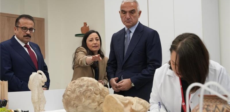 Bakan Ersoy’dan kültür varlığı kaçakçılığıyla mücadele açıklaması. “Kararlılıkla yol alıyoruz”