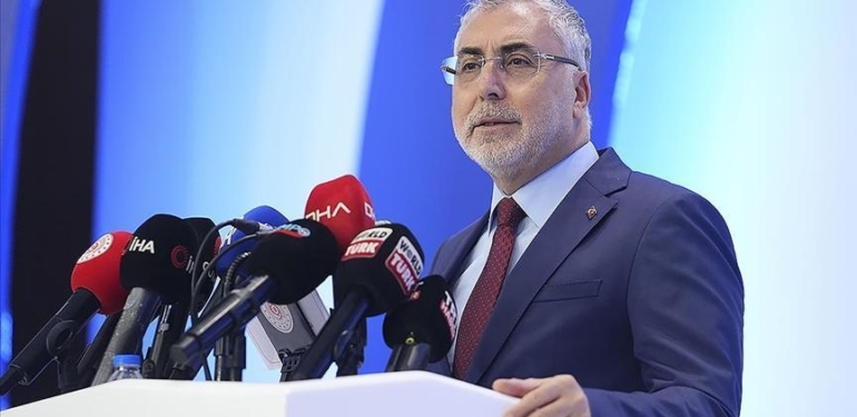 Bakan Işıkhan: Uzun Süreli Yaşlı Bakım Sigortası için çalışma yapıyoruz