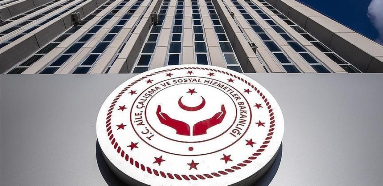 Bakanlık’tan ‘Çocuğu okula giden ev hanımlarına destek’ iddialarına yalanlama