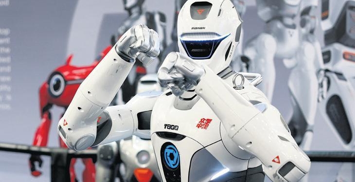 CES’in yıldızı dış iskelet ve robotlar