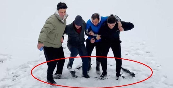 ‘Çılgınlık yapalım’ dediler, 3 saniye sonra suya gömüldüler: Bu kadar derin olacağını tahmin etmedik