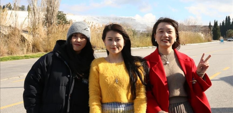 Çinli turistlerin gözdesi Pamukkale’de vize muafiyeti memnuniyeti