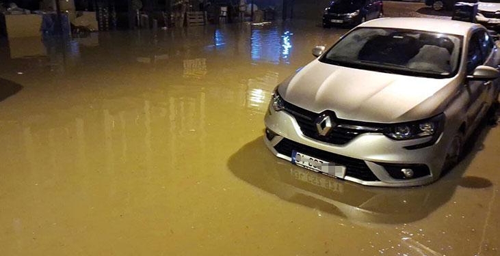 Edirne ve Kırklareli’de sağanak nedeniyle su baskınları yaşandı