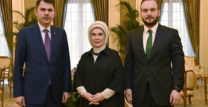 Emine Erdoğan, COP31 Başkanı olarak görevlendirilen Bakan Kurum ve Ağırbaş’la görüştü