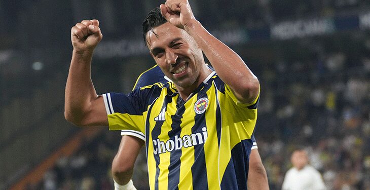 Fenerbahçe’de İrfan Can Kahveci’ye İstanbul ekibi talip oldu!