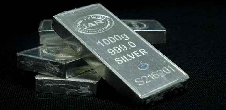 Gümüşün getirisi geçen yıl altını geride bıraktı