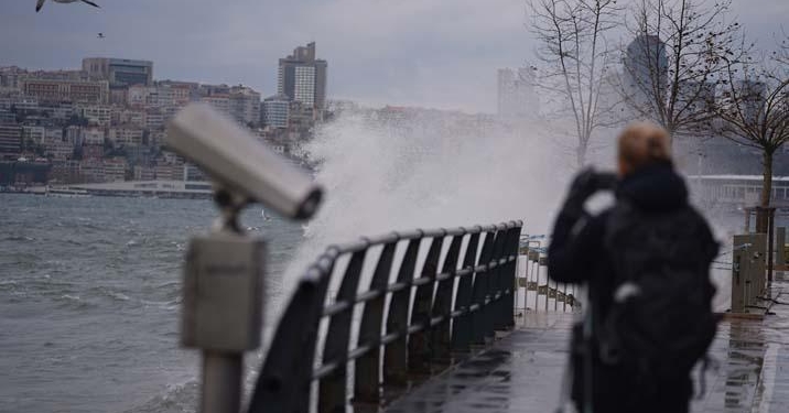 Hava bir anda değişecek! Sıcaklıklar 5 derece birden artacak: Kuvvetli yağışlar kapıda