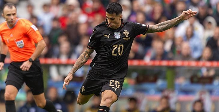 Joao Cancelo, transfer için Barcelona’yı bekliyor