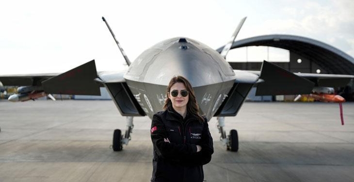 Kadın pilottan cesur adım: KIZILELMA yarının oyun kurucusu!