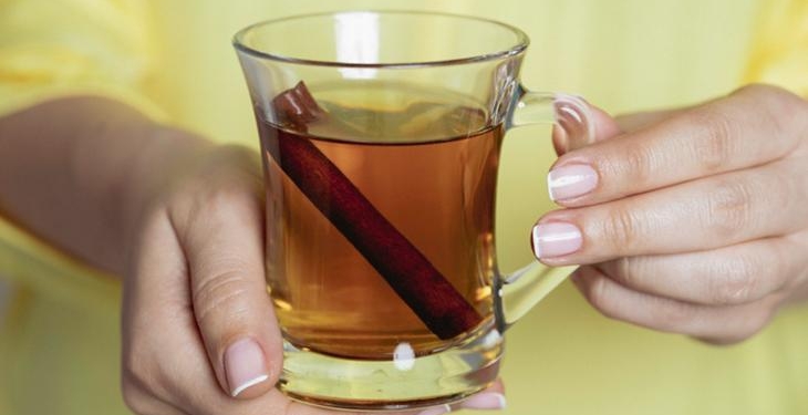 Karaciğeri yeniliyor, kan şekerini dengeliyor! Tarçınlı su şifa deposu gibi