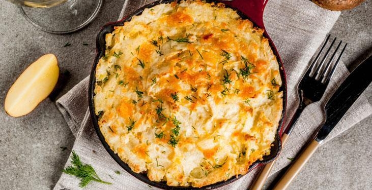 Krepten olur mu demeyin: Yufkasız börek sevenler yaşadı! Tavada şipşak pişiyor, nefis