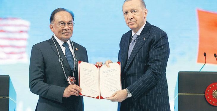 Malezya ile 7 anlaşma imzalandı