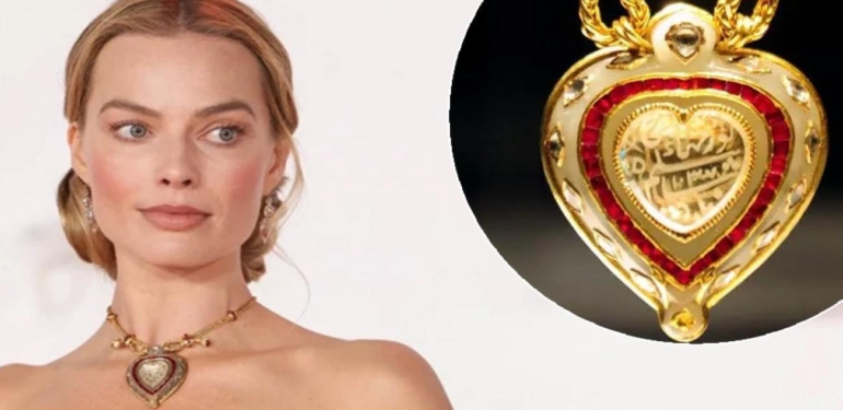 Margot Robbie’nin gala imajı göz kamaştırdı: 8 milyon dolarlık kalpli kolyesi hayran bıraktı