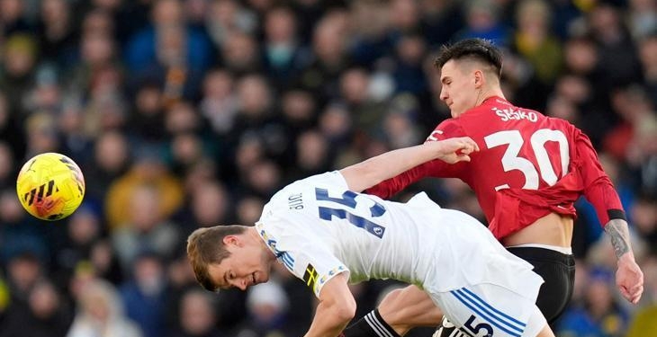 Premier Lig’de Leeds United ile Manchester United puanları paylaştı