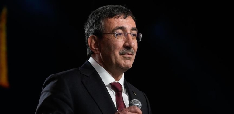 ‘Sanayide dönüşüm, cari açığın kalıcı şekilde iyileşmesine güç vermektedir’