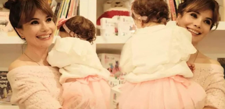 Songül Öden’den duygusal paylaşım: Minik kızı artık 2 yaşında!