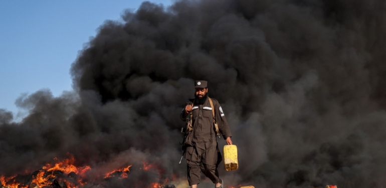 Taliban liderinin ses kaydı sızdı. İnternet kesintisinin ardındaki güç savaşı