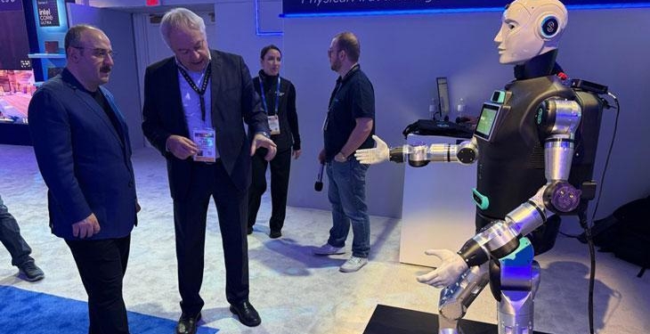 Teknoloji fuarına Türkiye damgası robotik barista iş başında