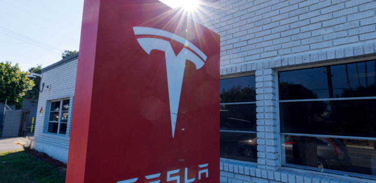 Tesla, elektrikli araç liderliğini BYD’ye kaptırdı