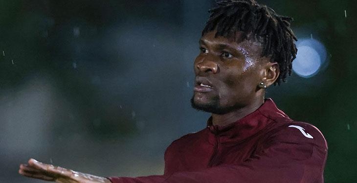 Trabzonspor’da Nwaiwu takımla ilk antrenmanına çıktı.