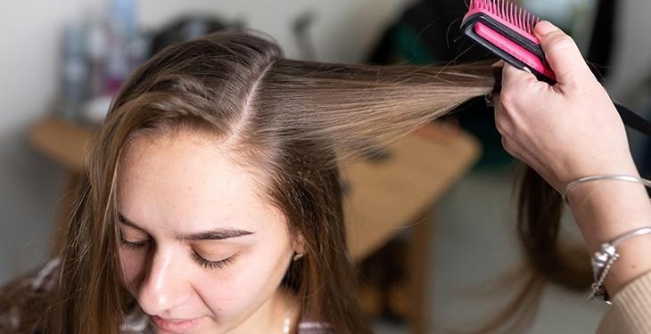 Ucuz ve pratik saç maskesi! Bu 2 malzeme saçları ipek gibi yapıyor