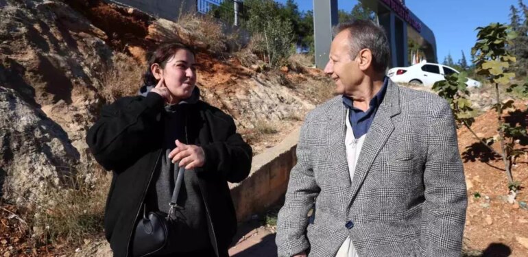 Yaşamını kolaylaştıran işitme cihazı kayboldu