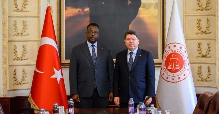 Adalet Bakanı Tunç, Somalili mevkidaşı ile bir araya geldi