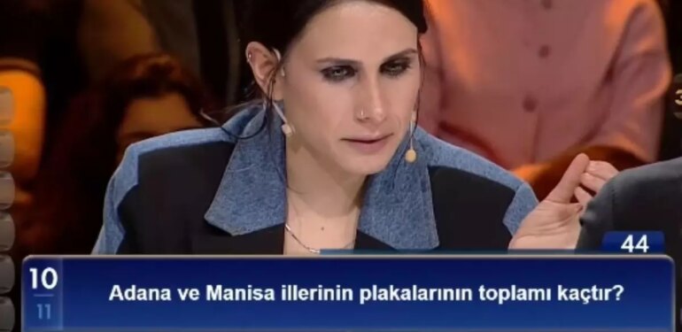 Adana ve Manisa illerinin plakalarının toplamı kaçtır?