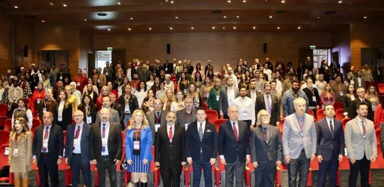 Adana’da “Akdeniz Diyabet Akademisi 7. Toplantısı” düzenlendi