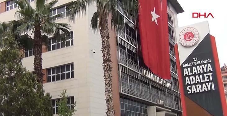 Alanya’da silahlı kripto gaspı! Zorla yüz tanıma yaptırıp 18 bin avroyu aktardılar: 4 şüpheli tutuklandı