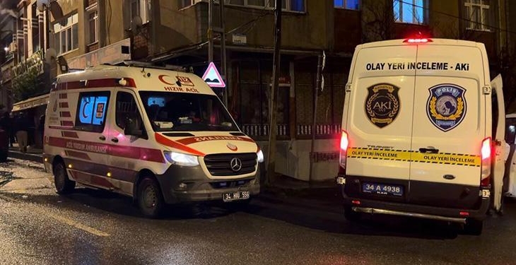 Arnavutköy’de dehşet gecesi! Çocuklarının önünde eşini defalarca bıçakladı