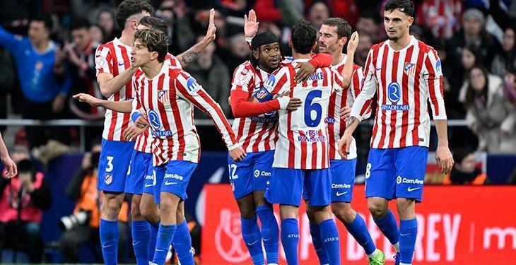 Atletico Madrid, Barcelona’yı 4 farkla mağlup etti!